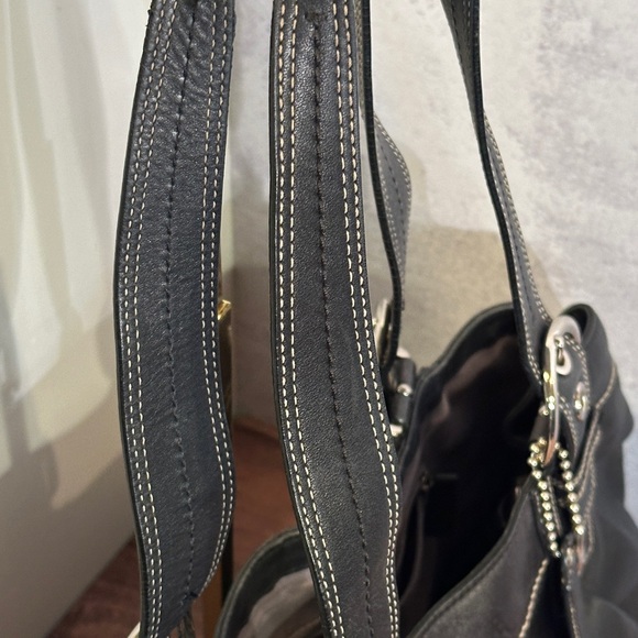 Coach | Black SoHo Pleated Leather Shoulder Purse - Picture 15 of 15